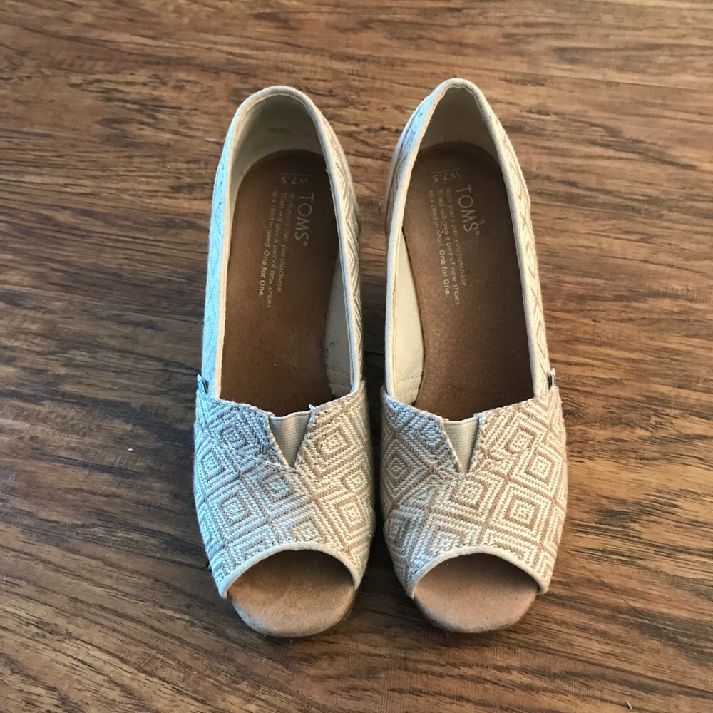 TOMS wedges⬇️